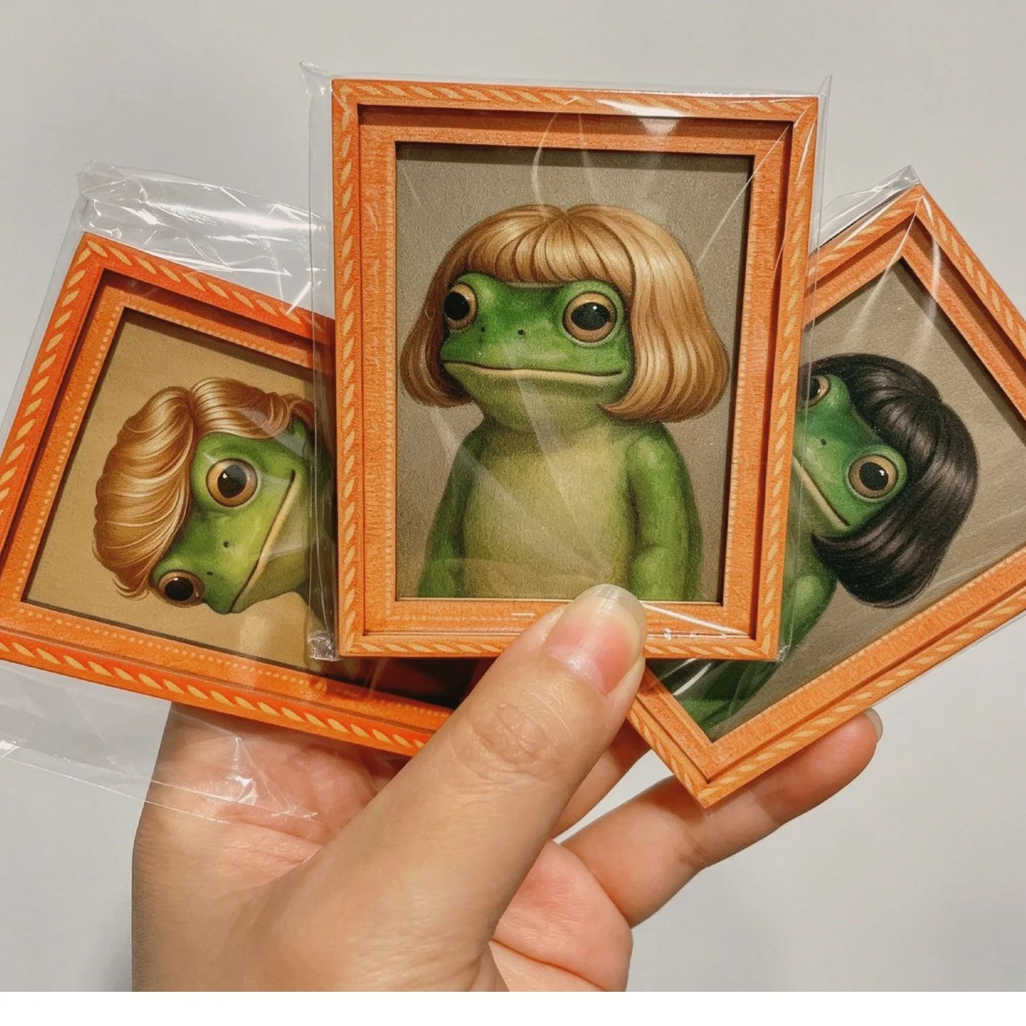 Engraved Wood Frame - ミニ木製フォトフレームカエル冷蔵庫マグネット面白い緑のカエル＆ヘアカットモダンなキッチン装飾耐久性のある冷蔵庫飾り