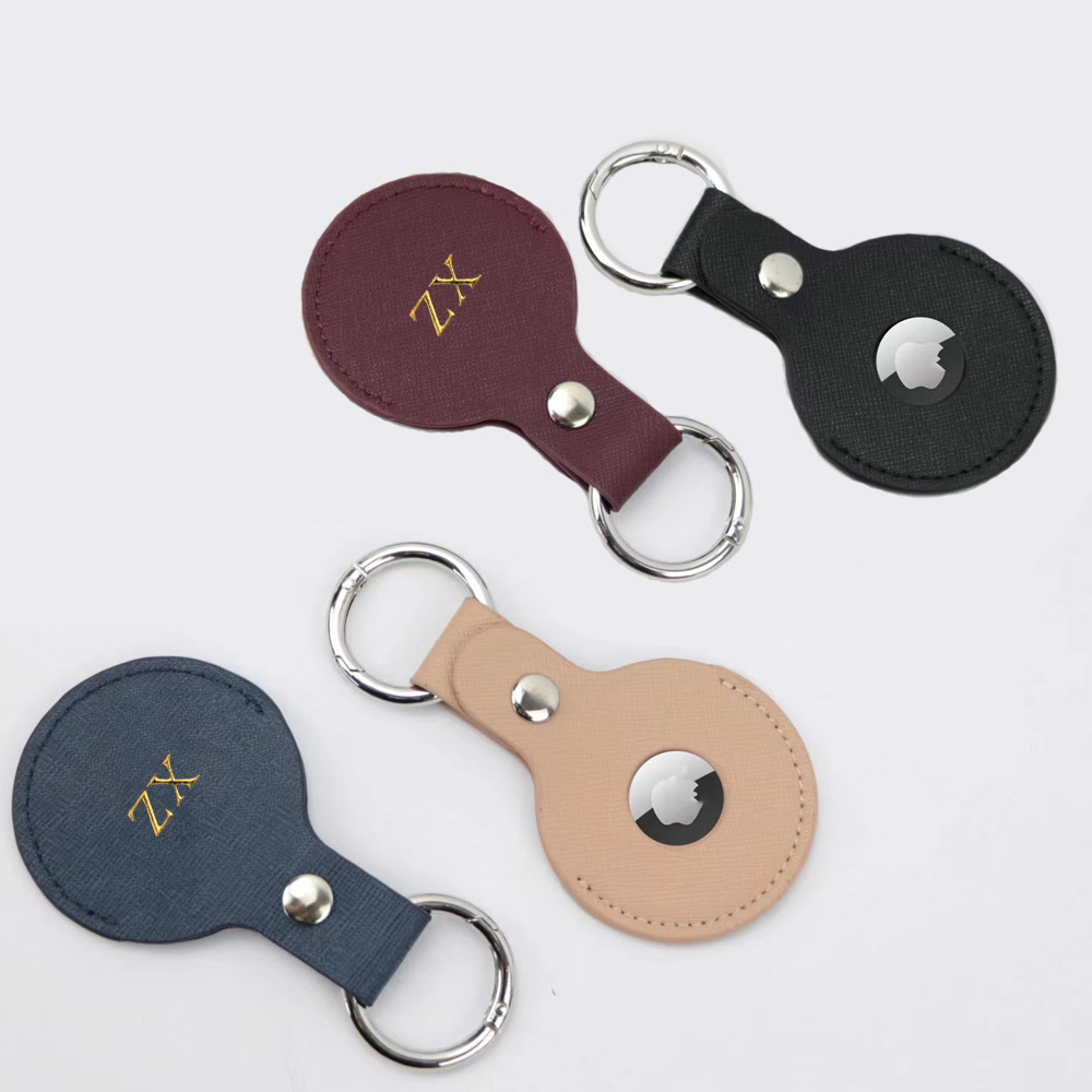 Monogram Keychain Leather - カスタムゴールド頭文字エアタグケース革キーホルダー保護エアタグトラッカーロケーターデバイスエアタグケース