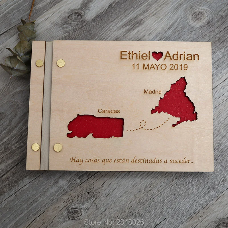 地図が刻まれた結婚式のゲストブック、カスタム木製ウェディング - Custom Star Map のレビューと価格