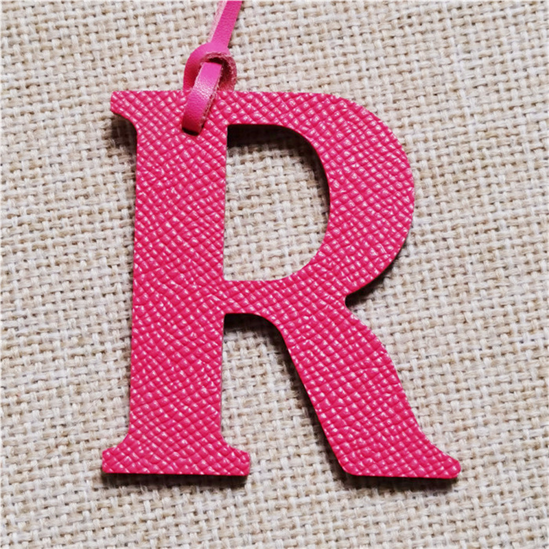 女性用本革キーホルダー,バックパックペンダント,イニシャルと - Monogram Keychain Leather のレビューと価格