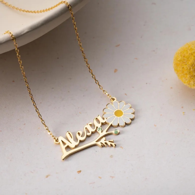 Roro のパーソナライズされたカラフルなエナメルデイジーネ - Birth Flower Necklace のレビューと価格