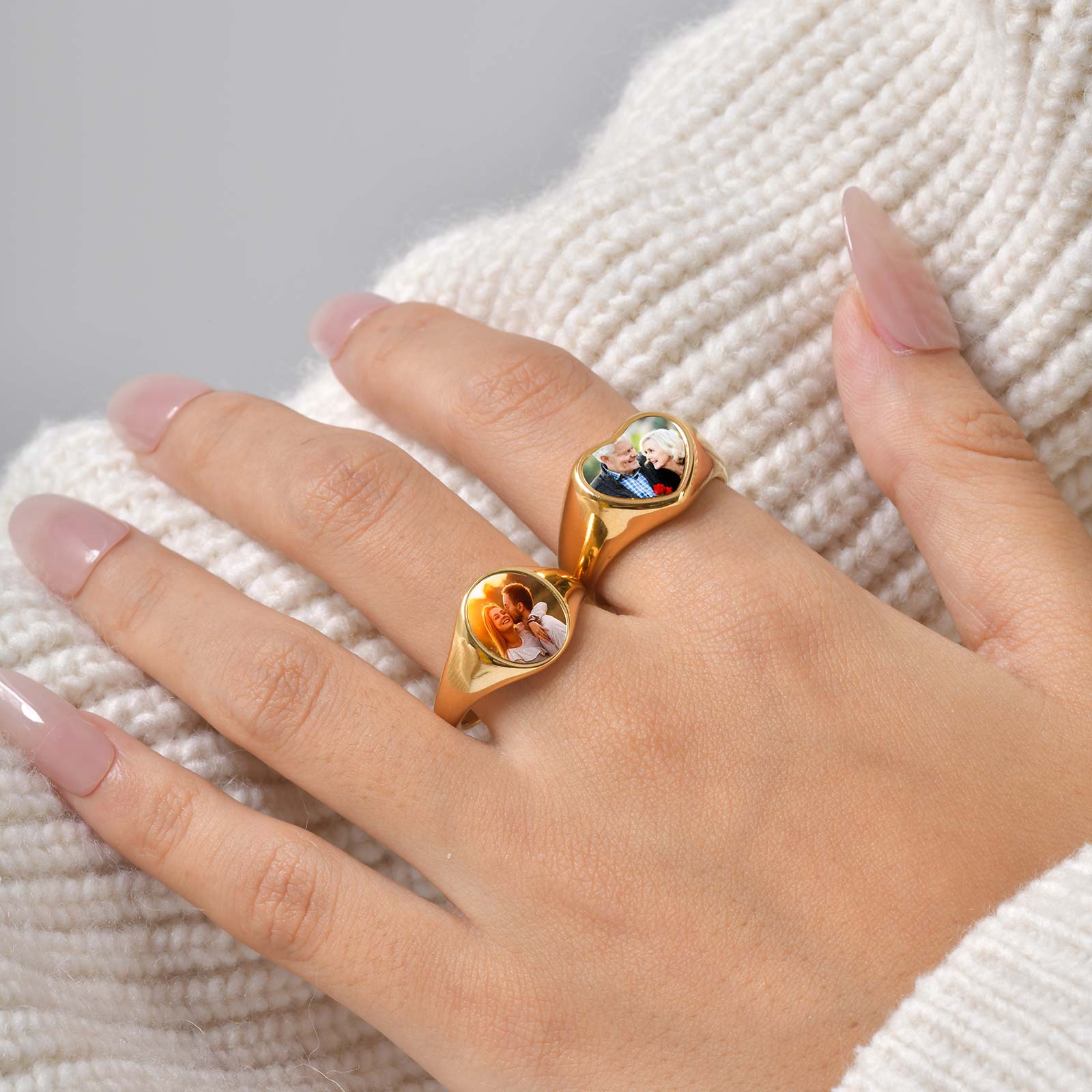 カスタム写真シグネットリング女性用ステンレス鋼ロゴシンボル画 - Initial Ring Custom のレビューと価格